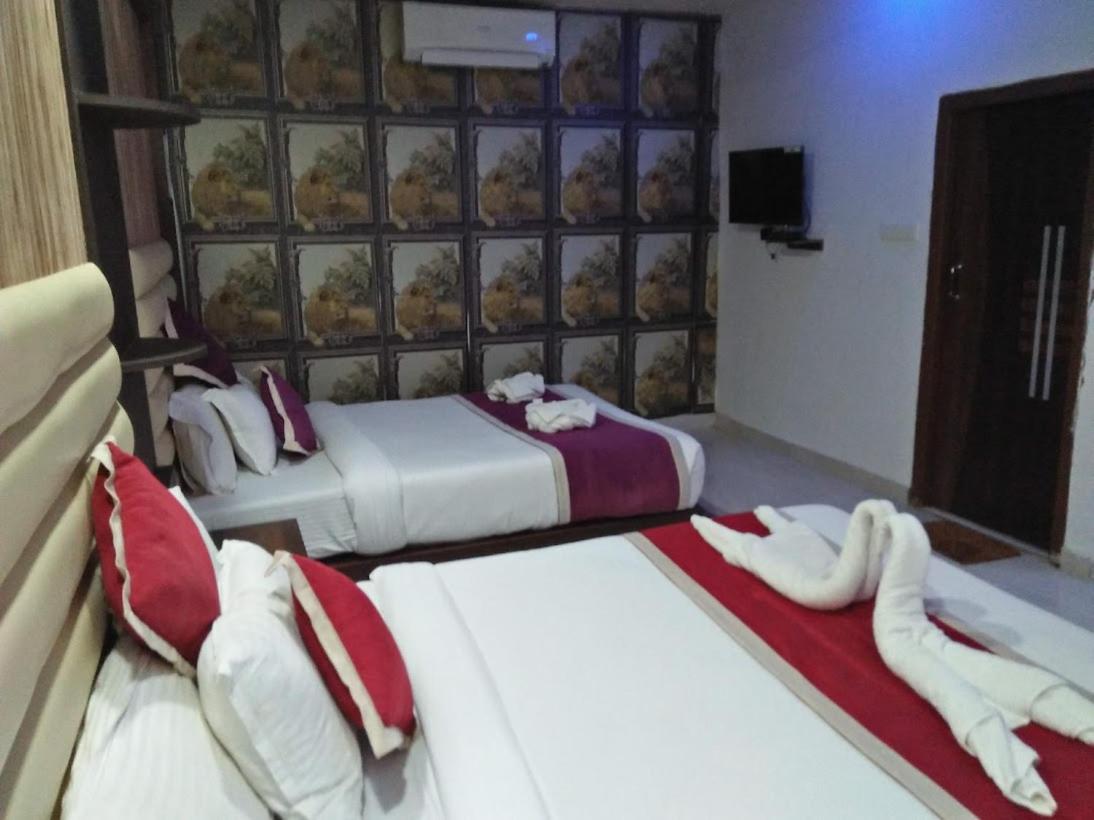 Royal Villa Beach Resort Govind Nagar Exterior foto
