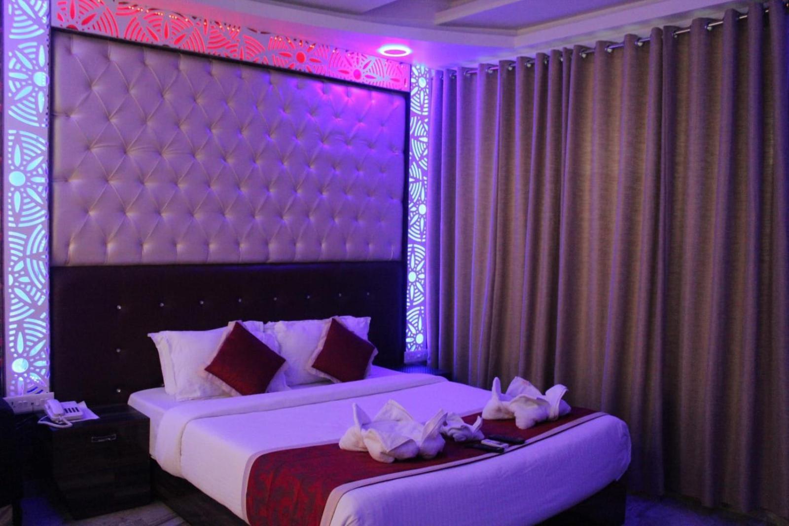 Royal Villa Beach Resort Govind Nagar Exterior foto